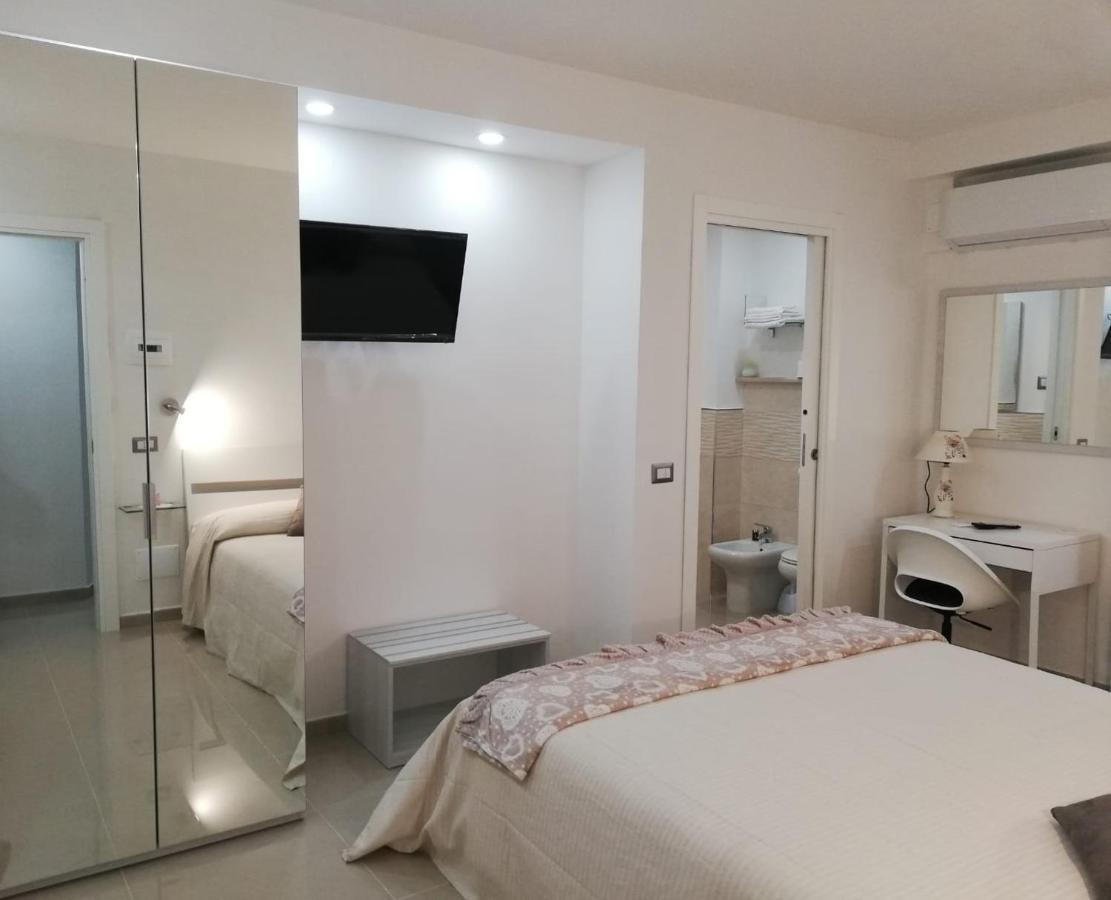 B&B Oplonti Resort 토레 안눈치아타 외부 사진